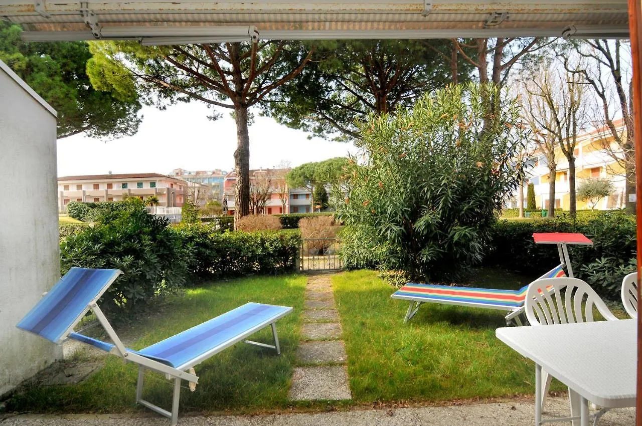 Residence Riviera - Agenzia Caorle 0*,